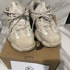 Yeezy 500 blush